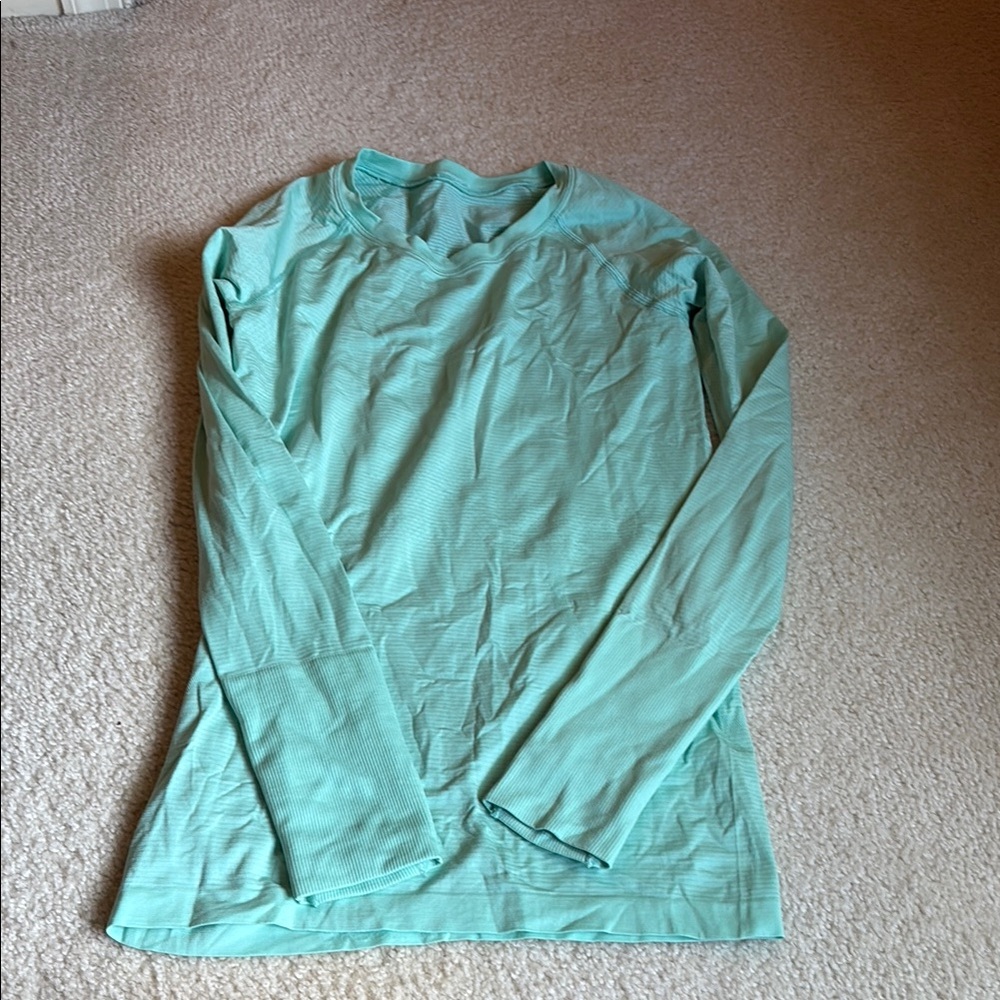 Lululemon Mint Green Long Sleeve Swiftly Tech Shirt - Size 6